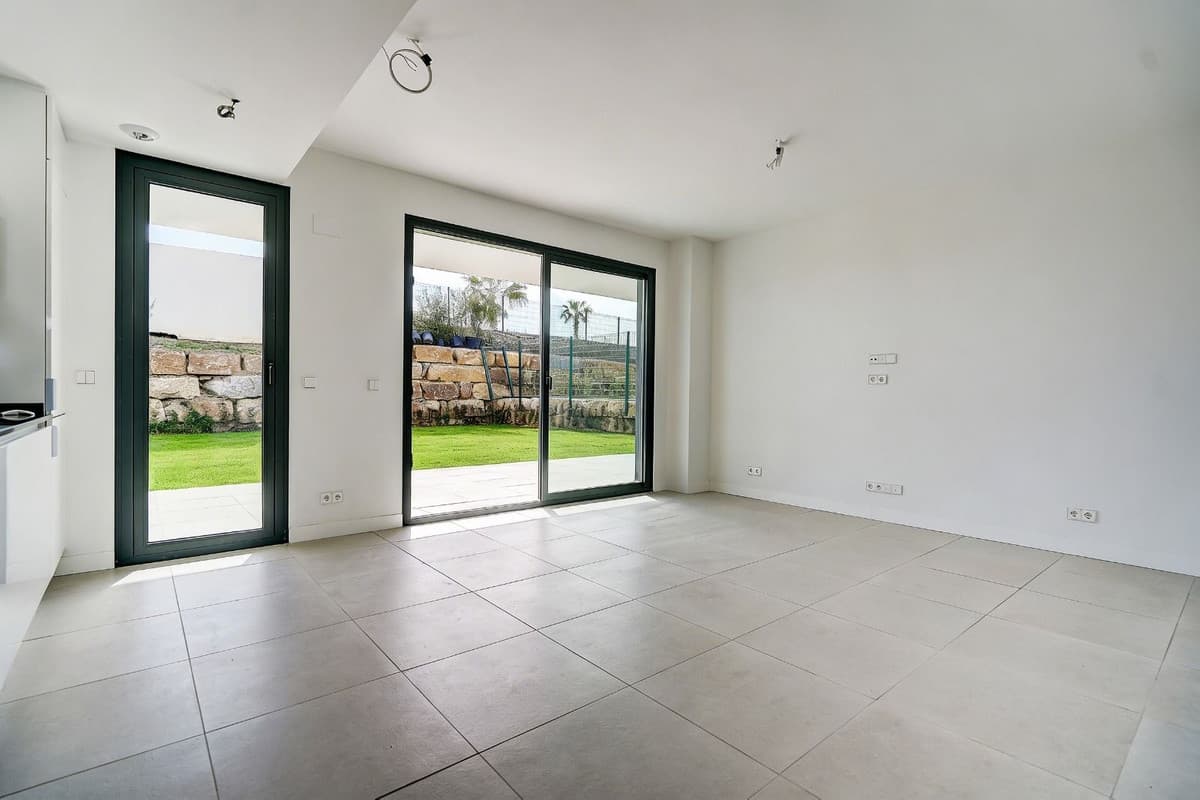 Ground Floor Apartment in La Cala de Mijas — photo 3 of 10