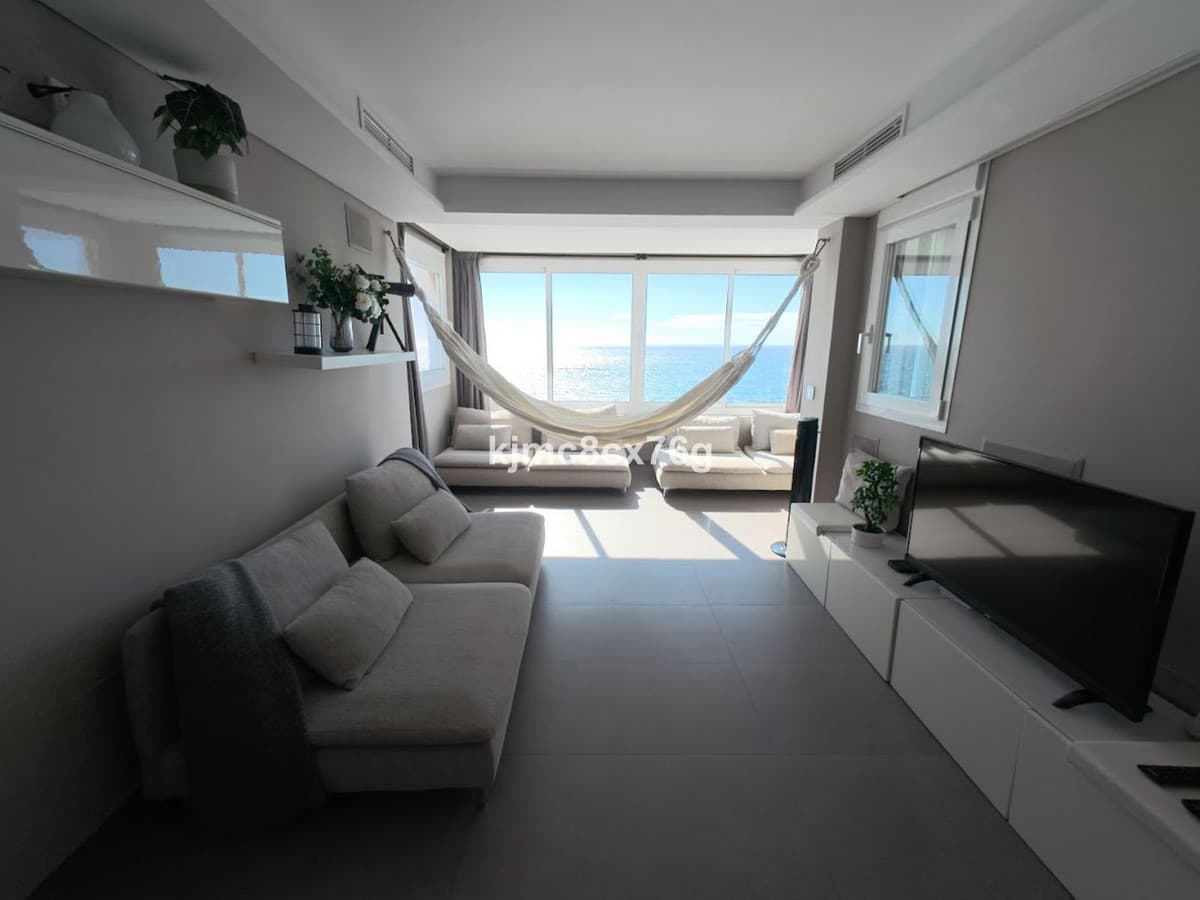 Penthouse in Mijas Costa — photo 2 of 10