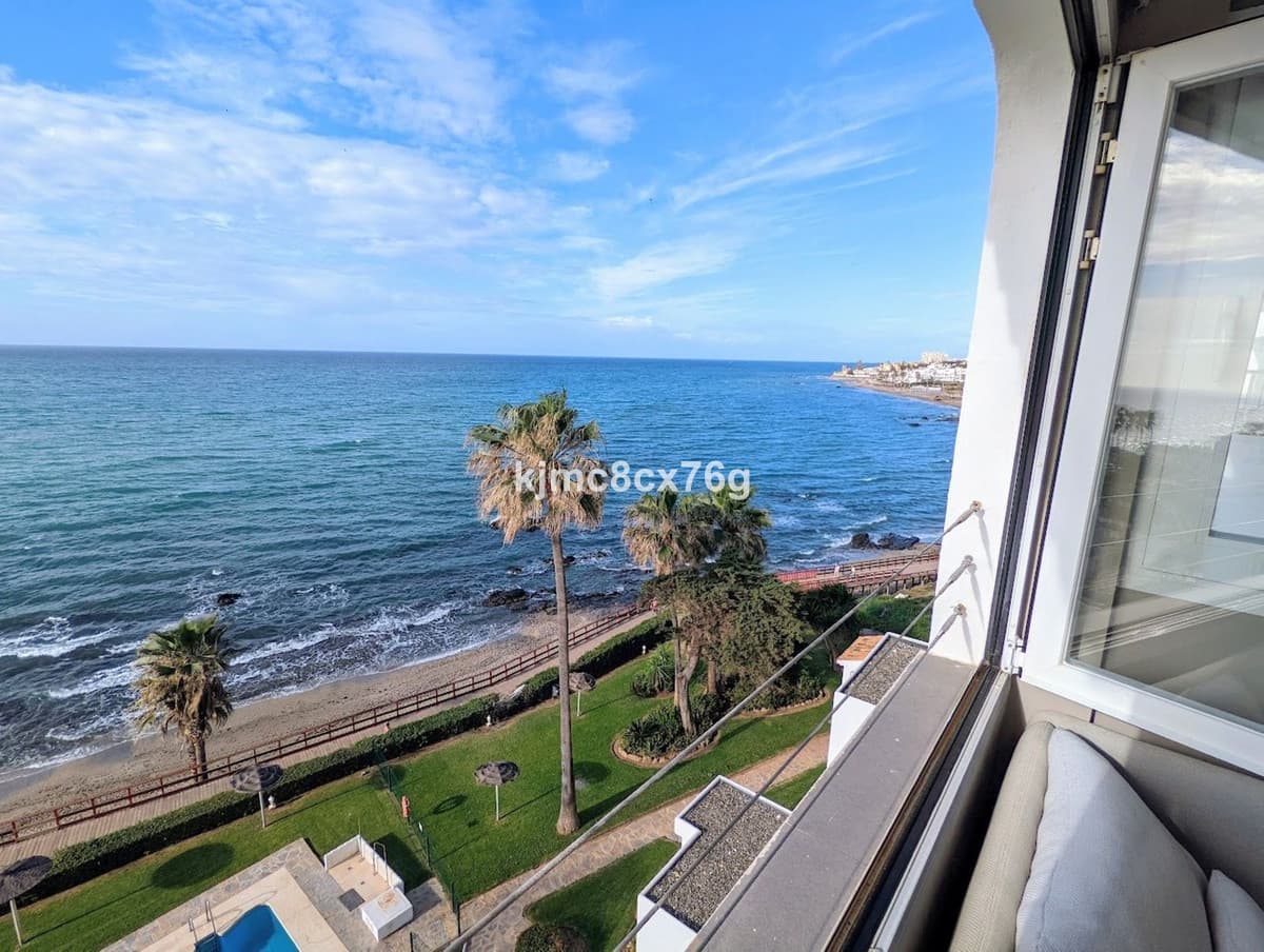 Penthouse in Mijas Costa — photo 3 of 10