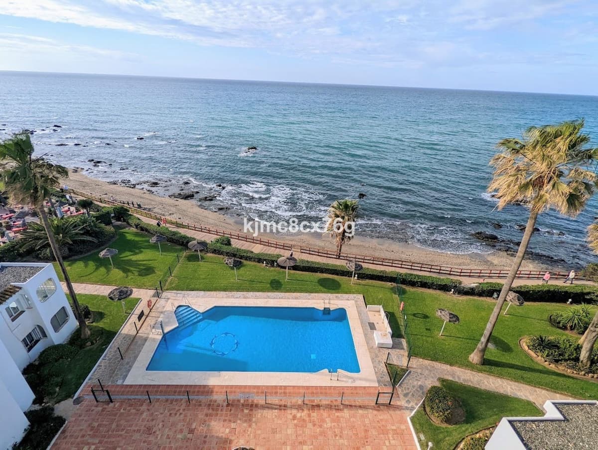 Penthouse in Mijas Costa — photo 4 of 10