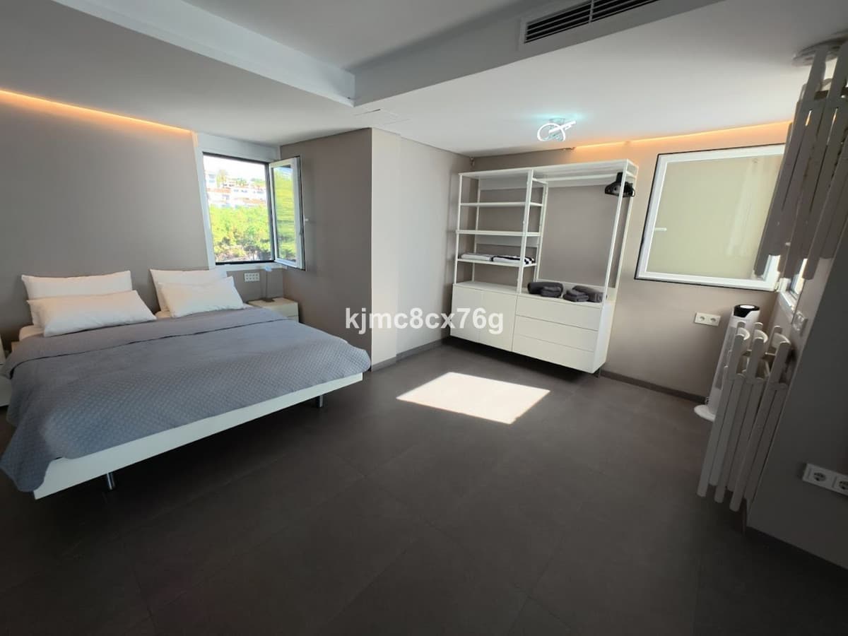 Penthouse in Mijas Costa — photo 10 of 10