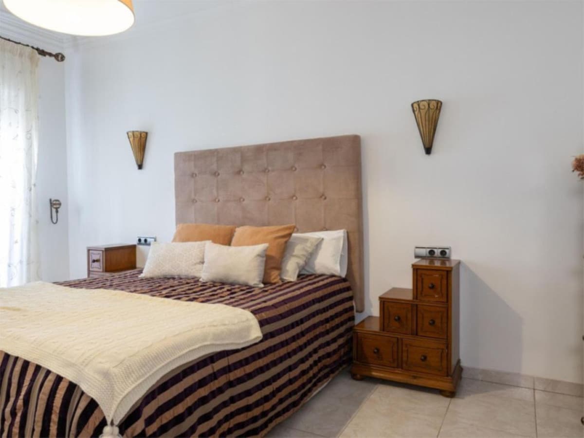 Detached Villa in Marbella — photo 9 of 10