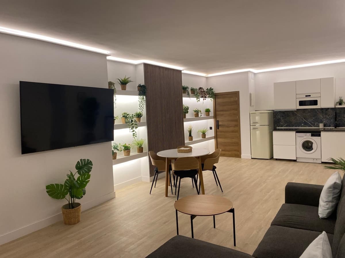 Middle Floor Apartment in Puerto Banús — photo 1 of 10