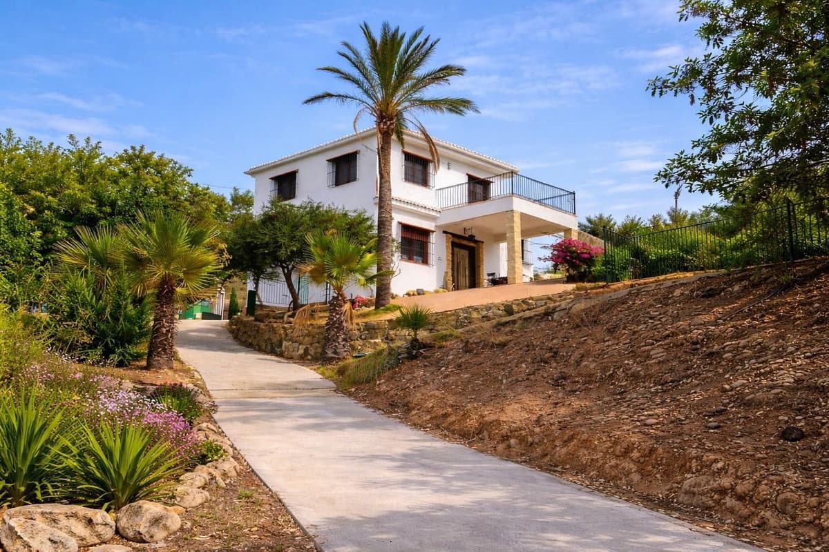 Cortijo in Cártama — photo 1 of 10