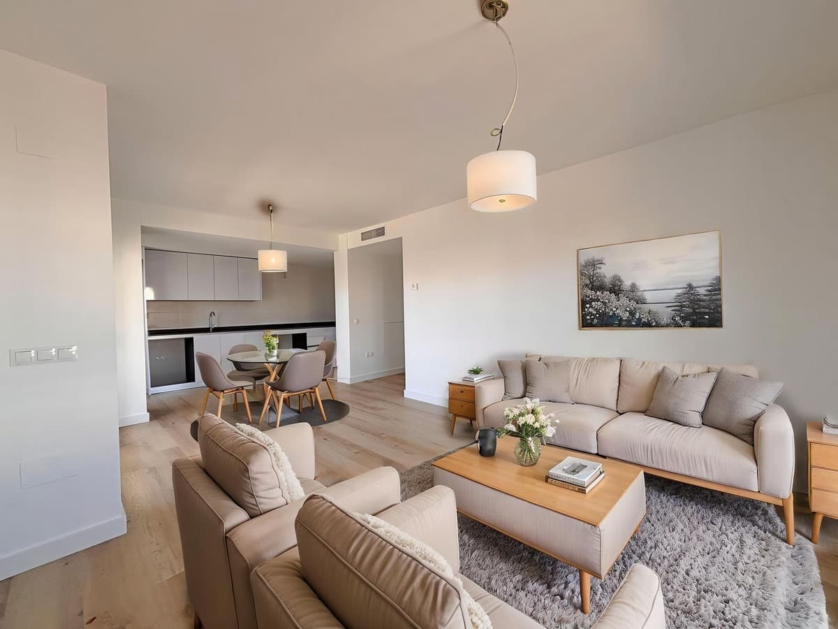 Middle Floor Apartment in Nueva Andalucía — photo 4 of 10