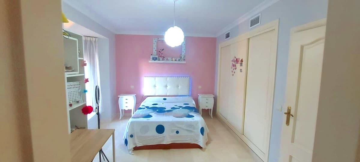 Duplex in Manilva — photo 5 of 10