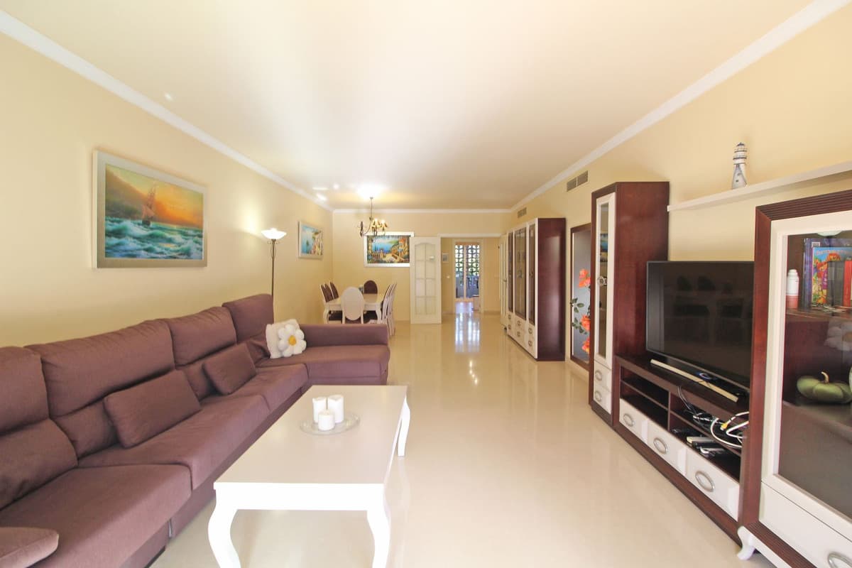 Ground Floor Apartment in Puerto Banús — photo 4 of 10