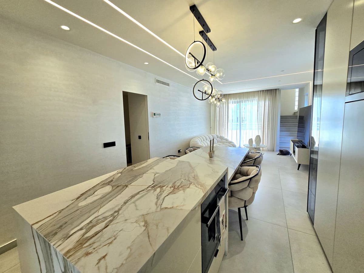 Penthouse Duplex in La Cala de Mijas — photo 6 of 10