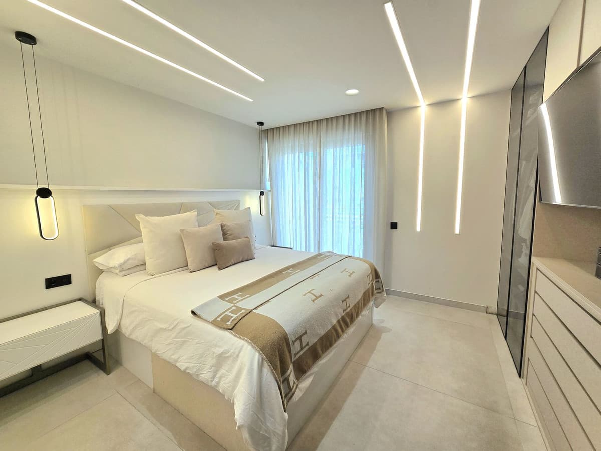 Penthouse Duplex in La Cala de Mijas — photo 8 of 10