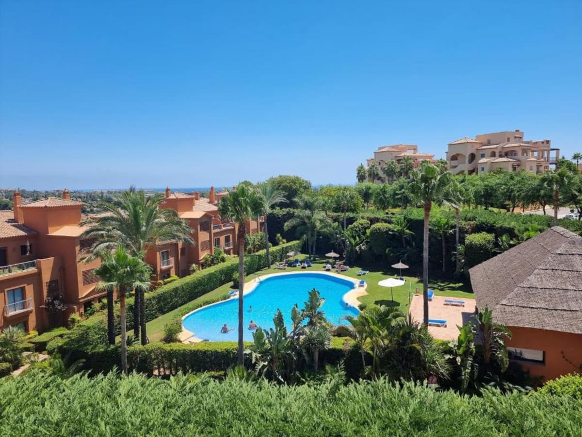 Ground Floor Apartment in Estepona — photo 4 of 10