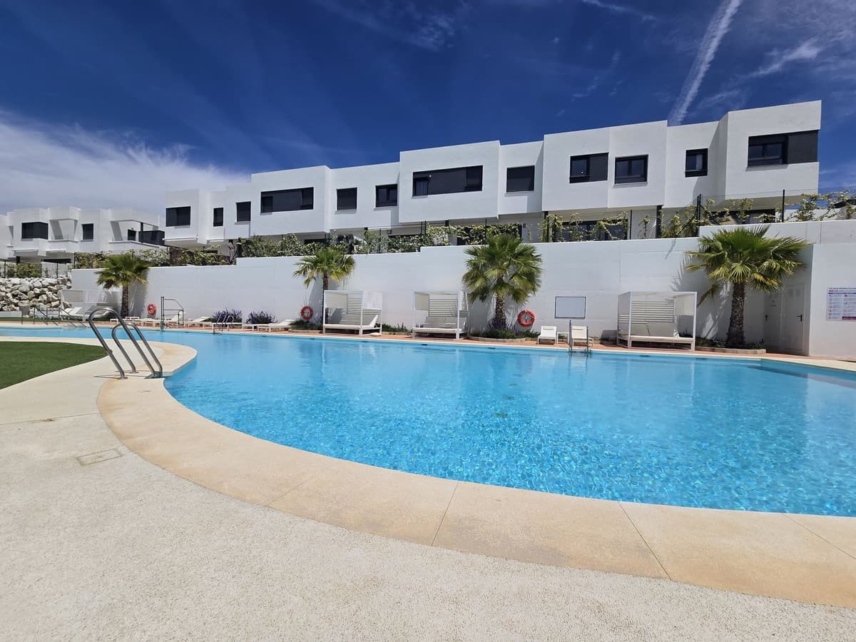 Townhouse in La Cala de Mijas — photo 1 of 10