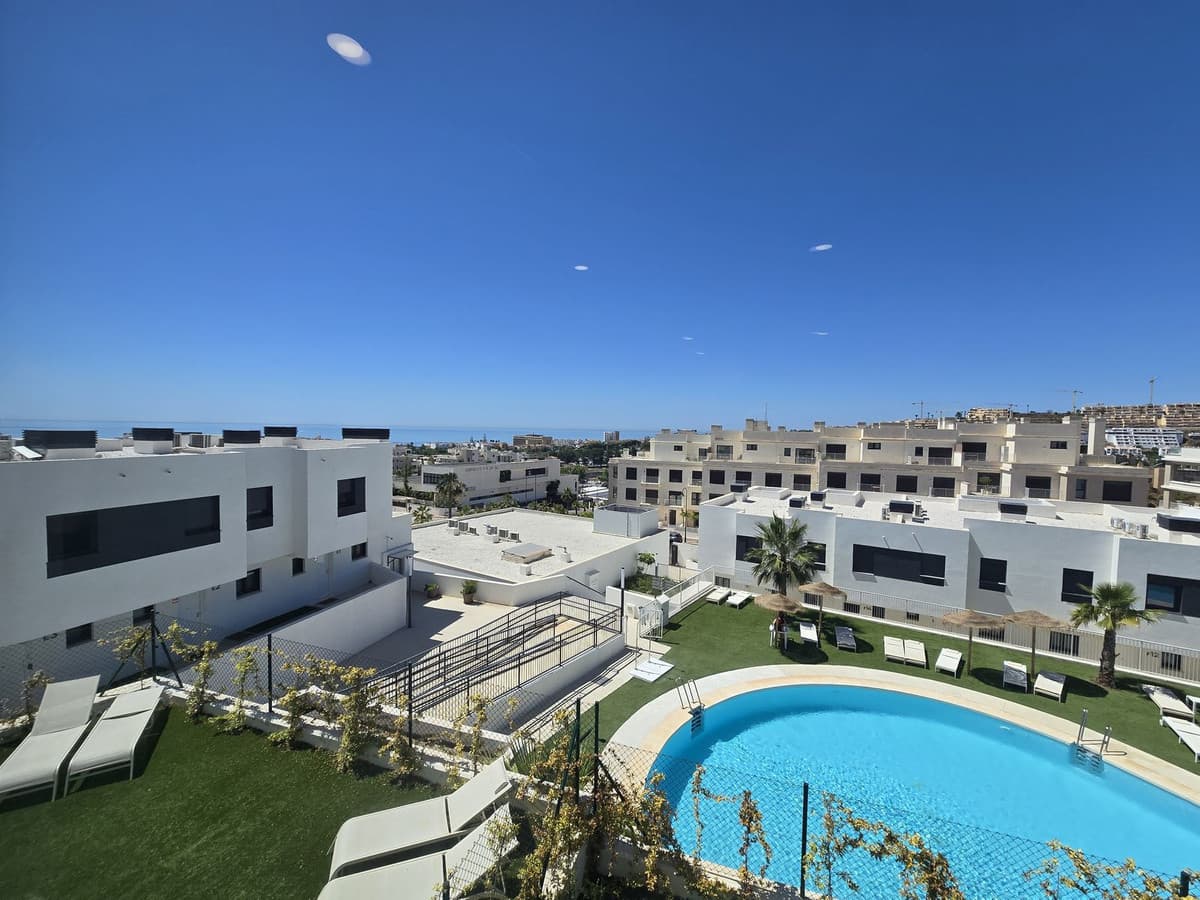 Townhouse in La Cala de Mijas — photo 2 of 10