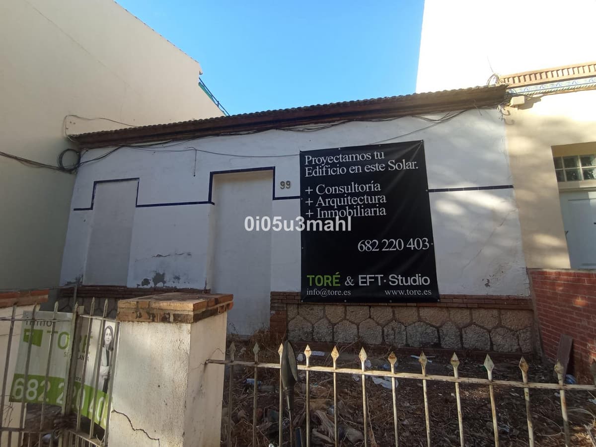 Residential Plot in El Palo — photo 1 of 10