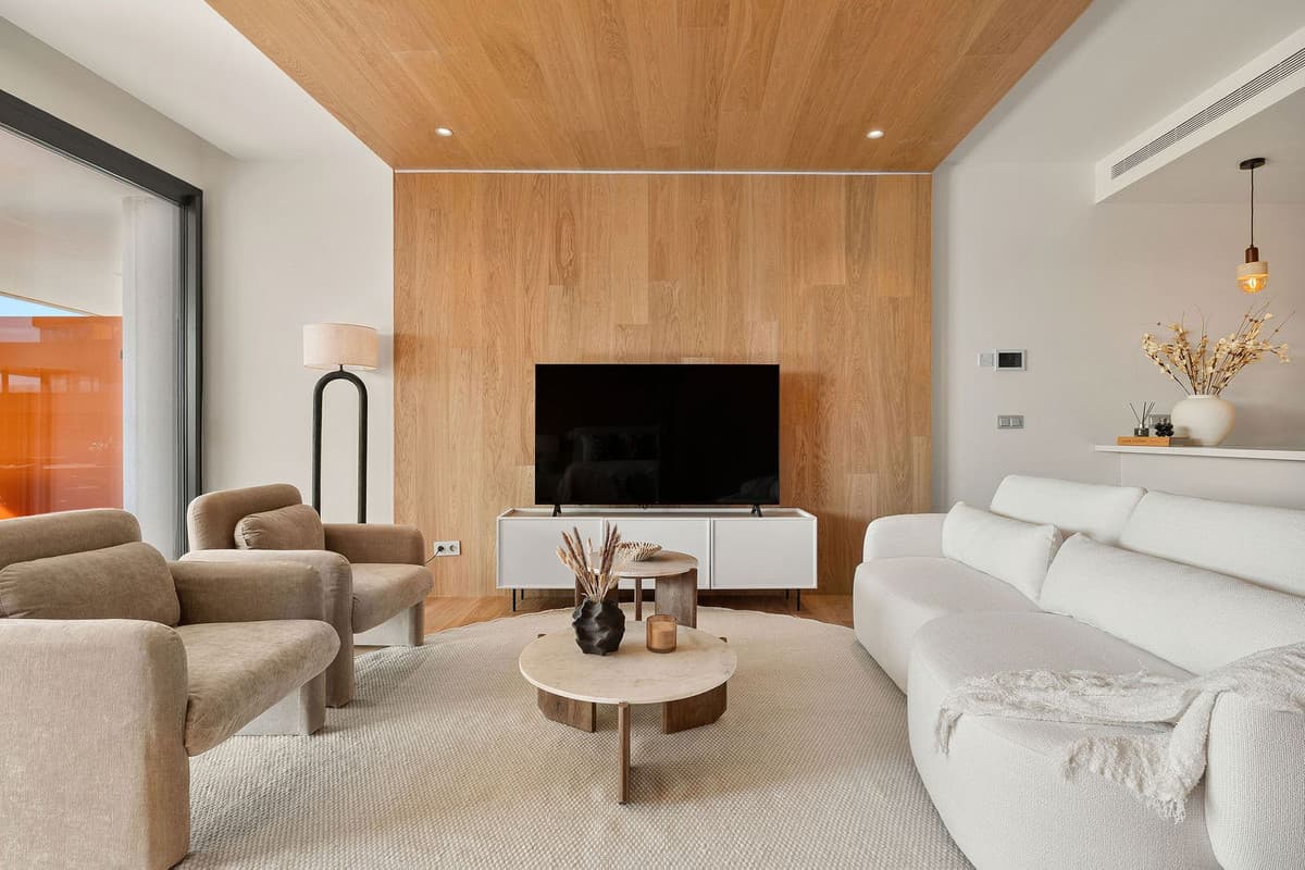 Middle Floor Apartment in Higueron — photo 9 of 10