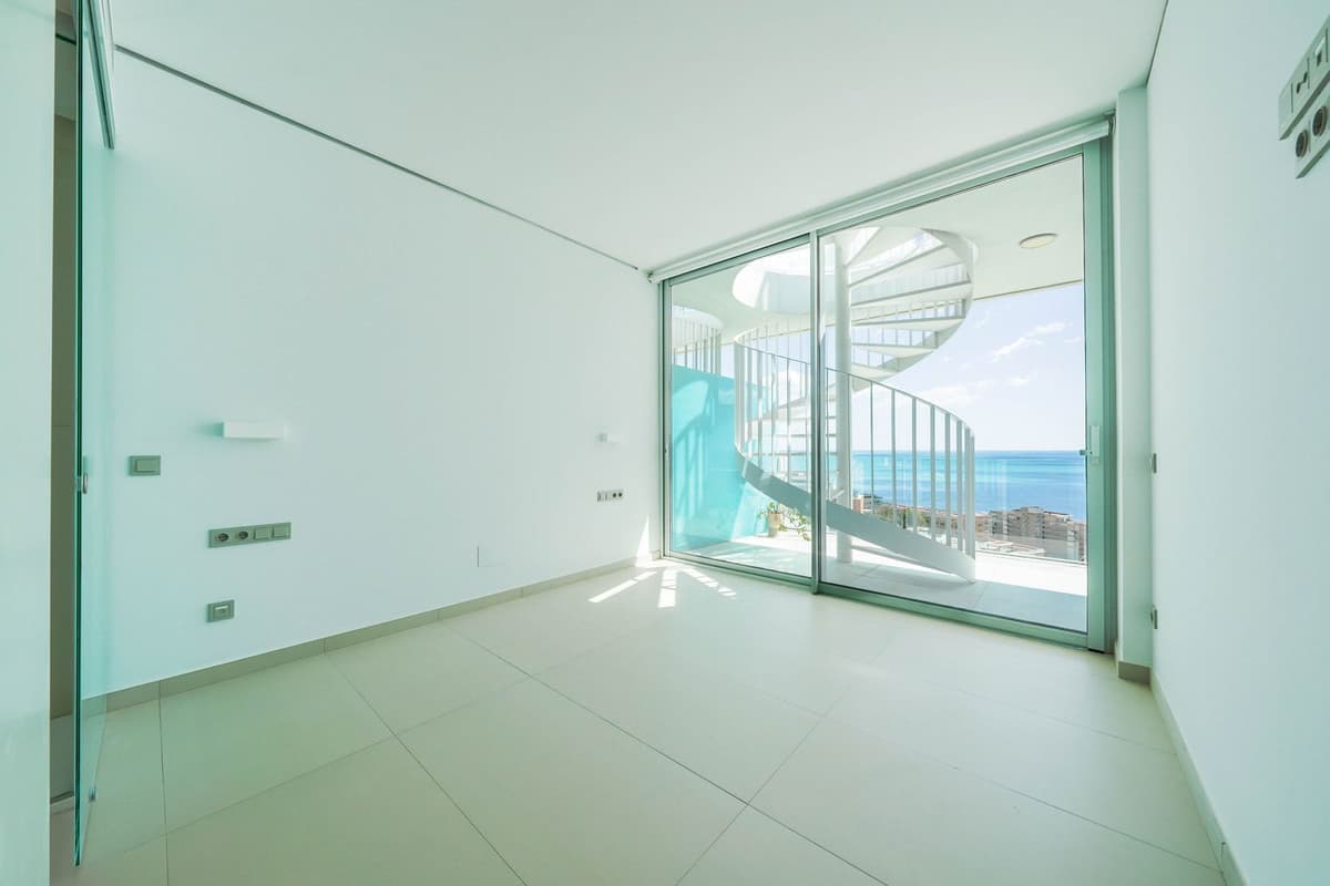 Penthouse Duplex in Higueron — photo 9 of 10