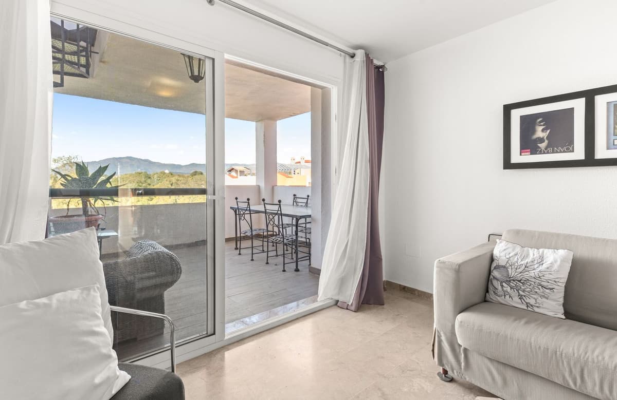 Penthouse in Atalaya — photo 3 of 10