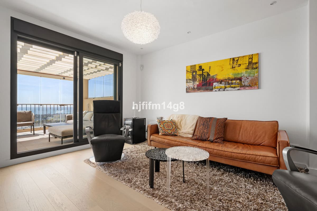 Penthouse in Benahavís — photo 6 of 10