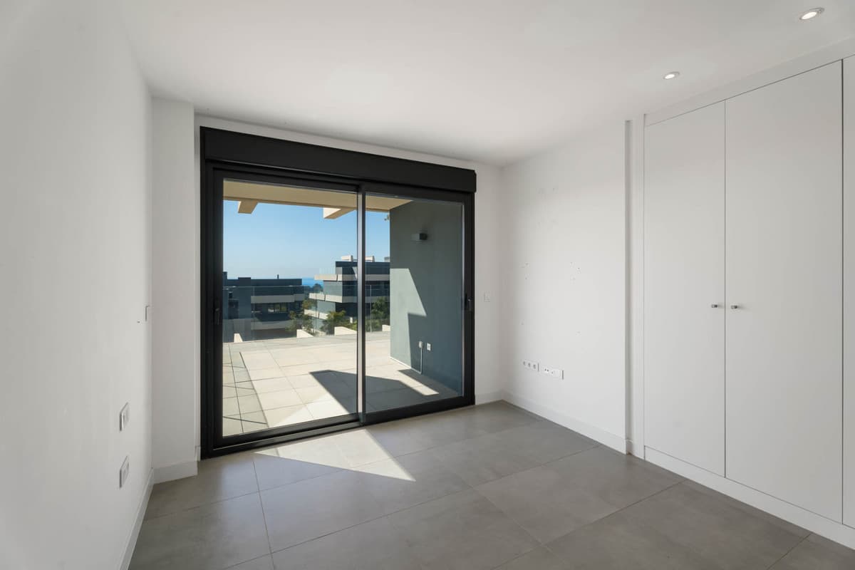 Penthouse in Estepona — photo 9 of 10