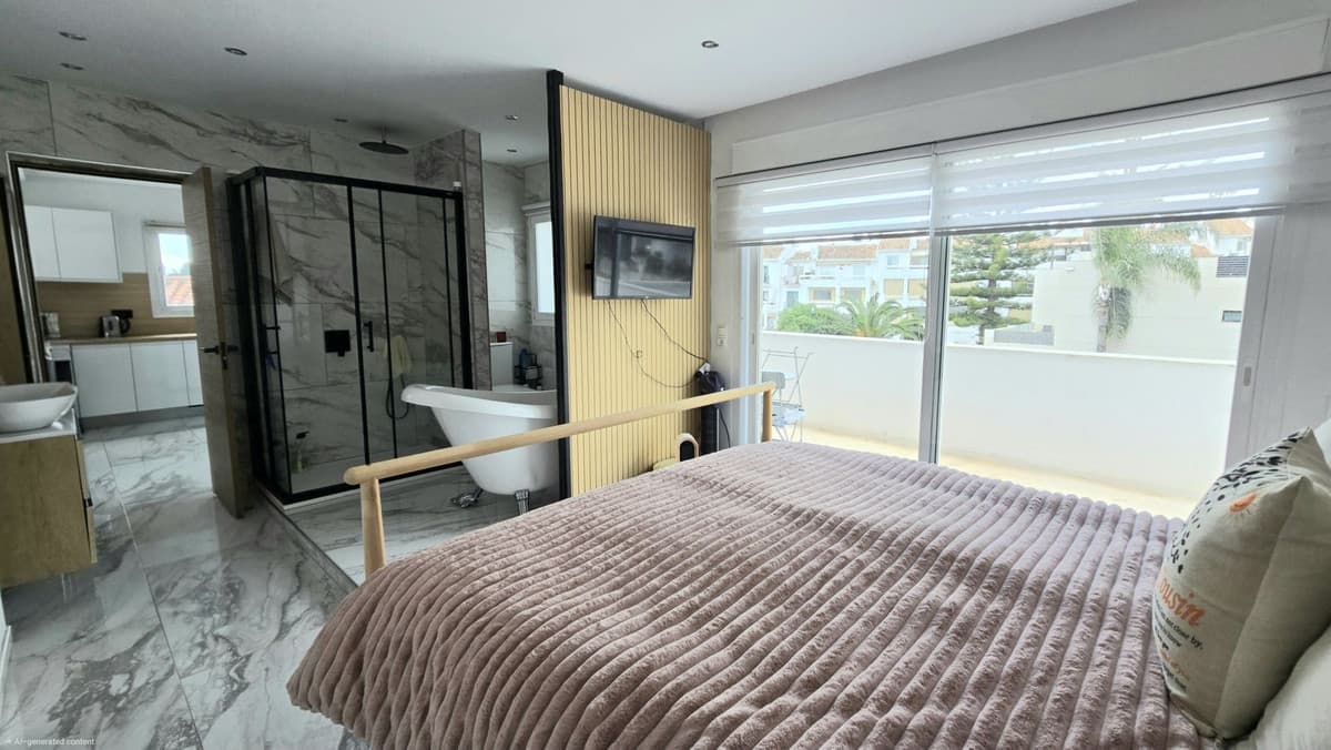 Detached Villa in Riviera del Sol — photo 6 of 10