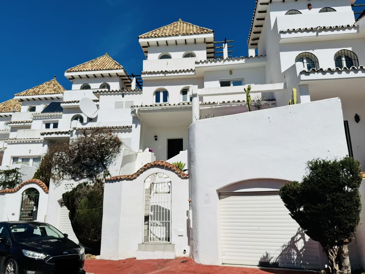 Townhouse in La Duquesa — photo 4 of 10