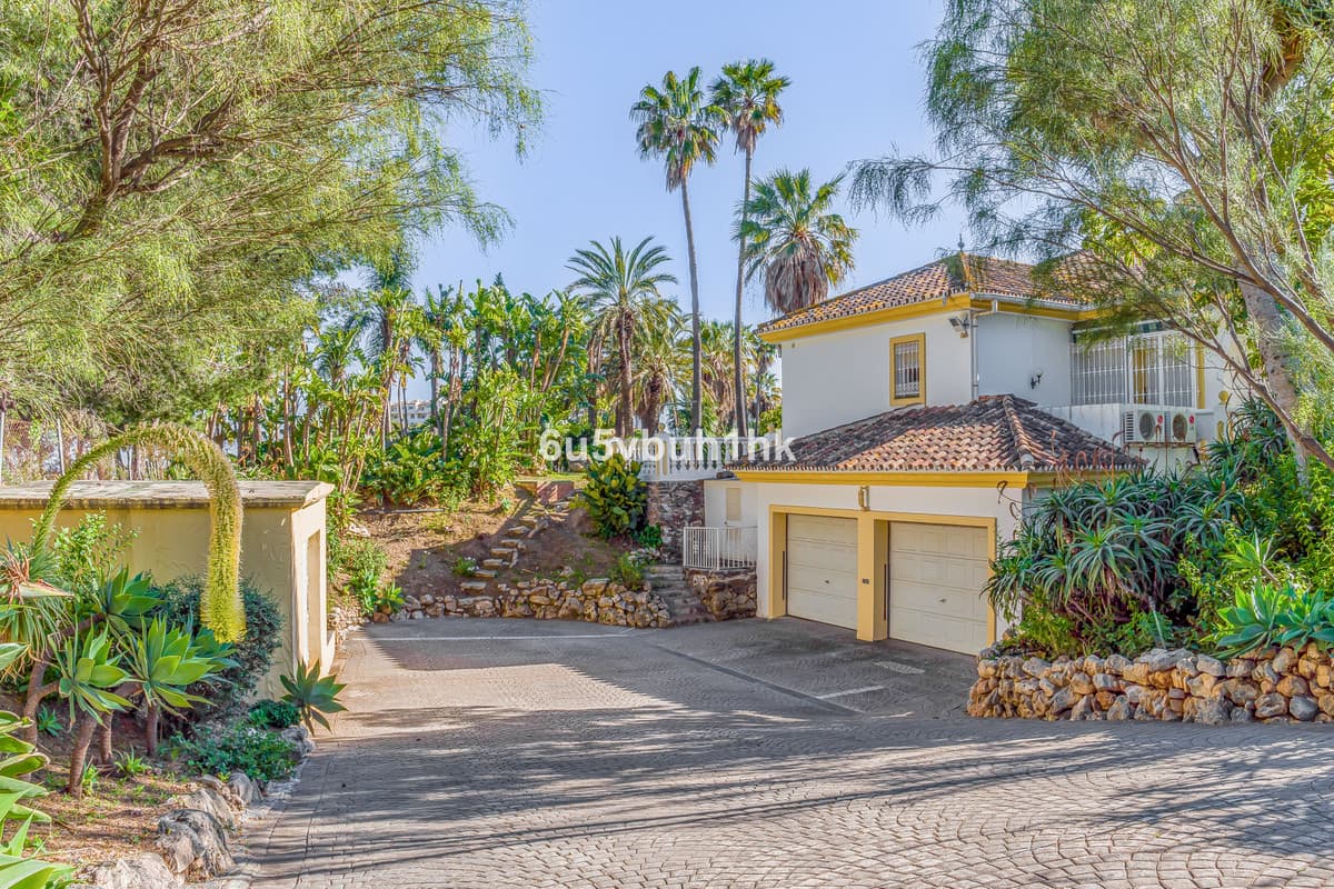 Detached Villa in Mijas — photo 5 of 10