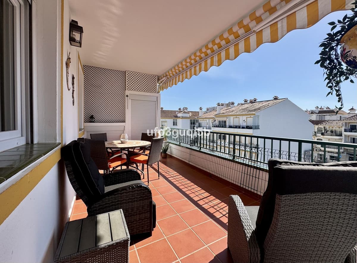 Top Floor Apartment in La Cala de Mijas — photo 1 of 10