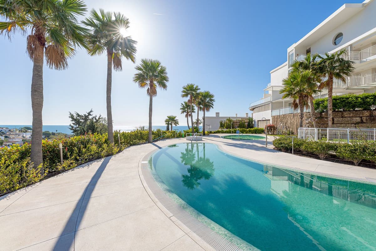 Middle Floor Apartment in Benalmadena — photo 1 of 10