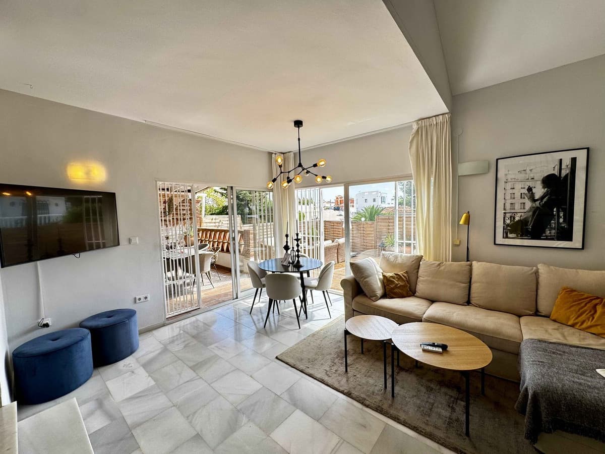 Townhouse in Riviera del Sol — photo 8 of 10
