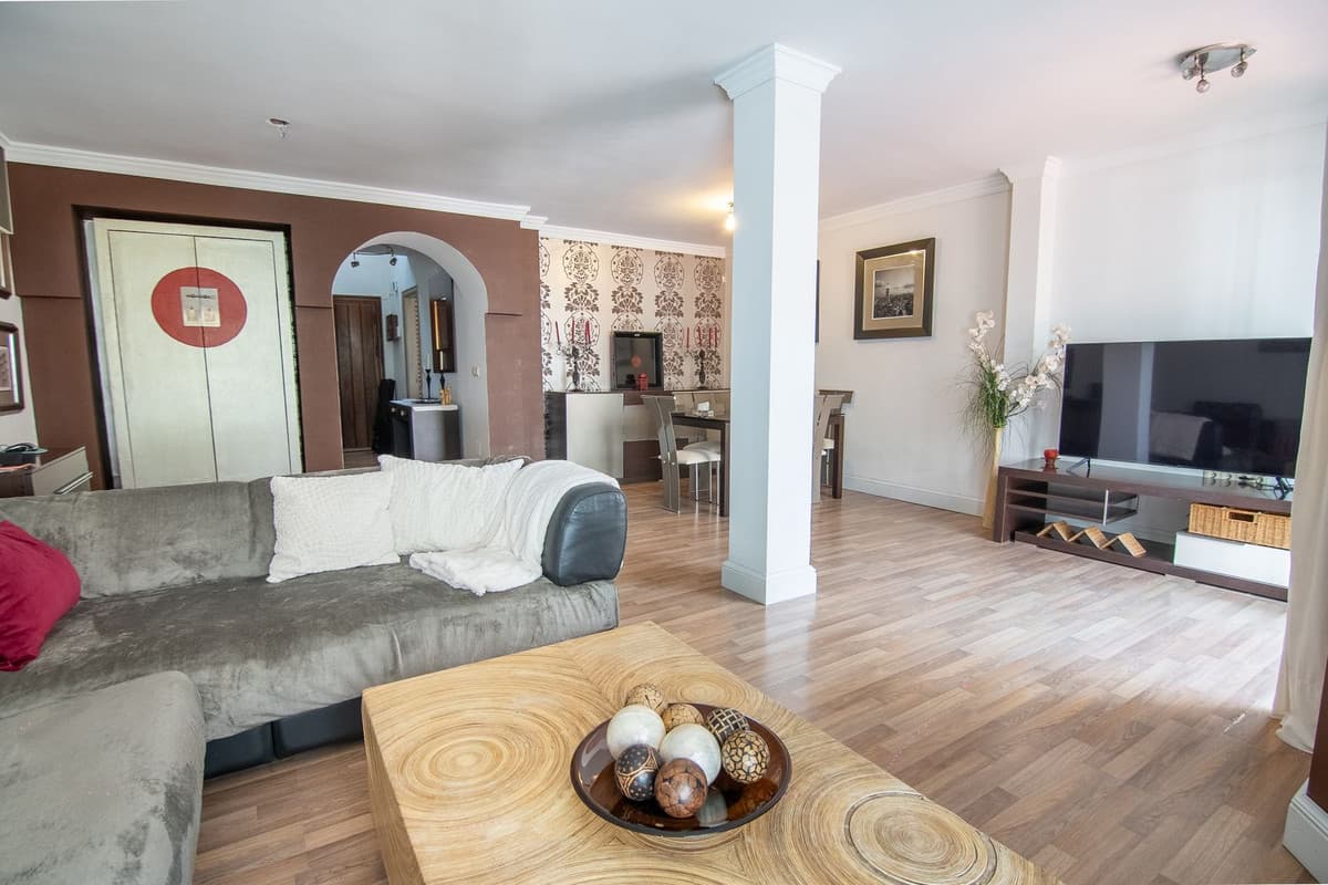 Townhouse in Estepona — photo 3 of 10
