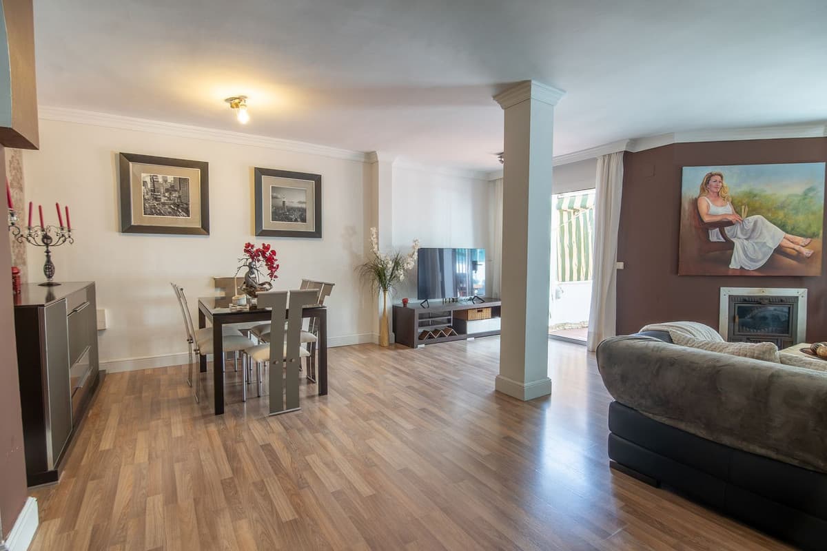 Townhouse in Estepona — photo 4 of 10