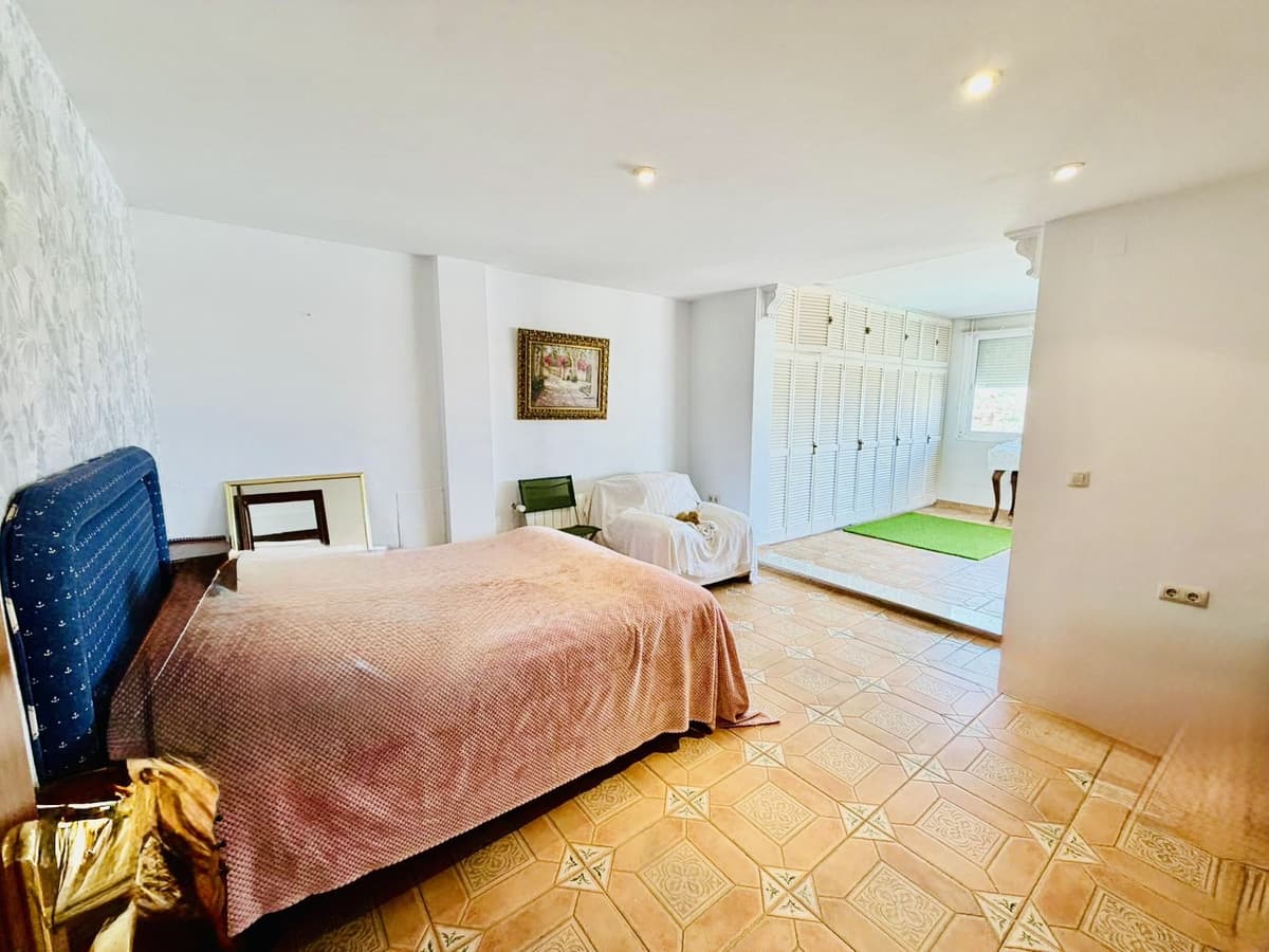 Detached Villa in Alhaurín de la Torre — photo 9 of 10
