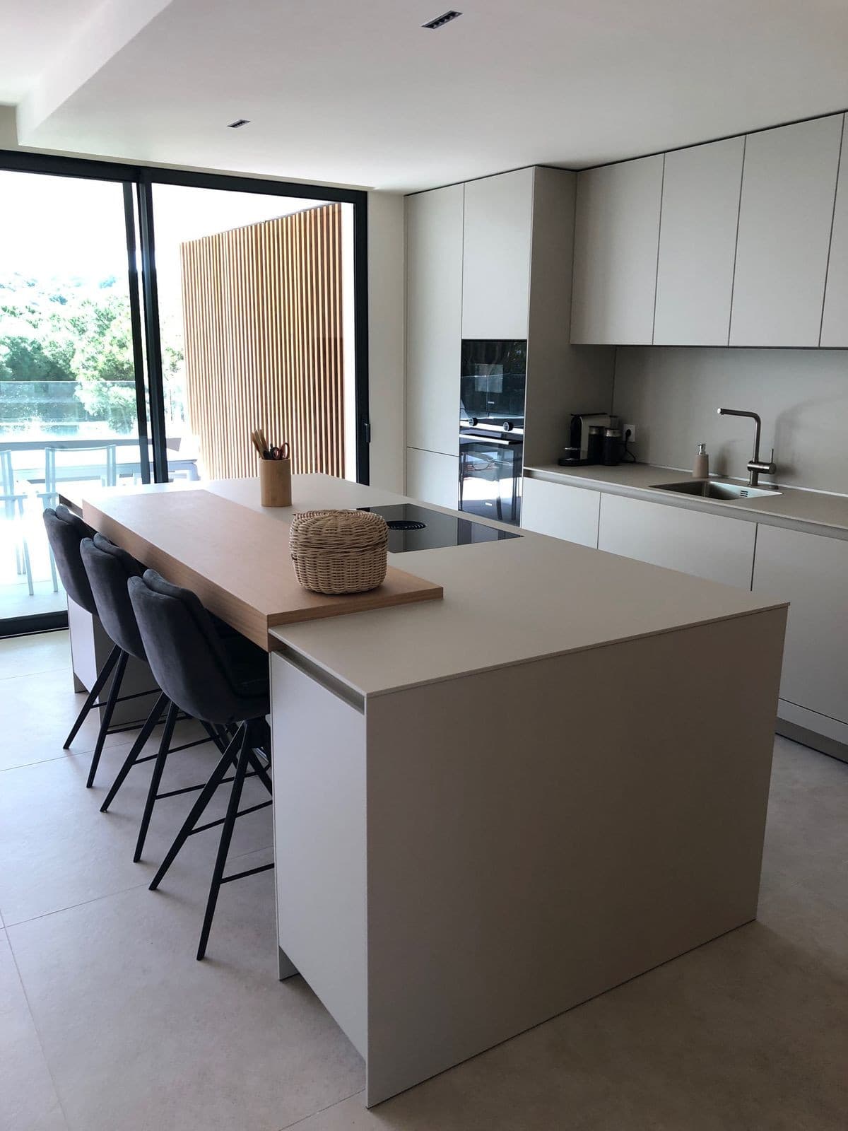 Middle Floor Apartment in Sotogrande — photo 2 of 10