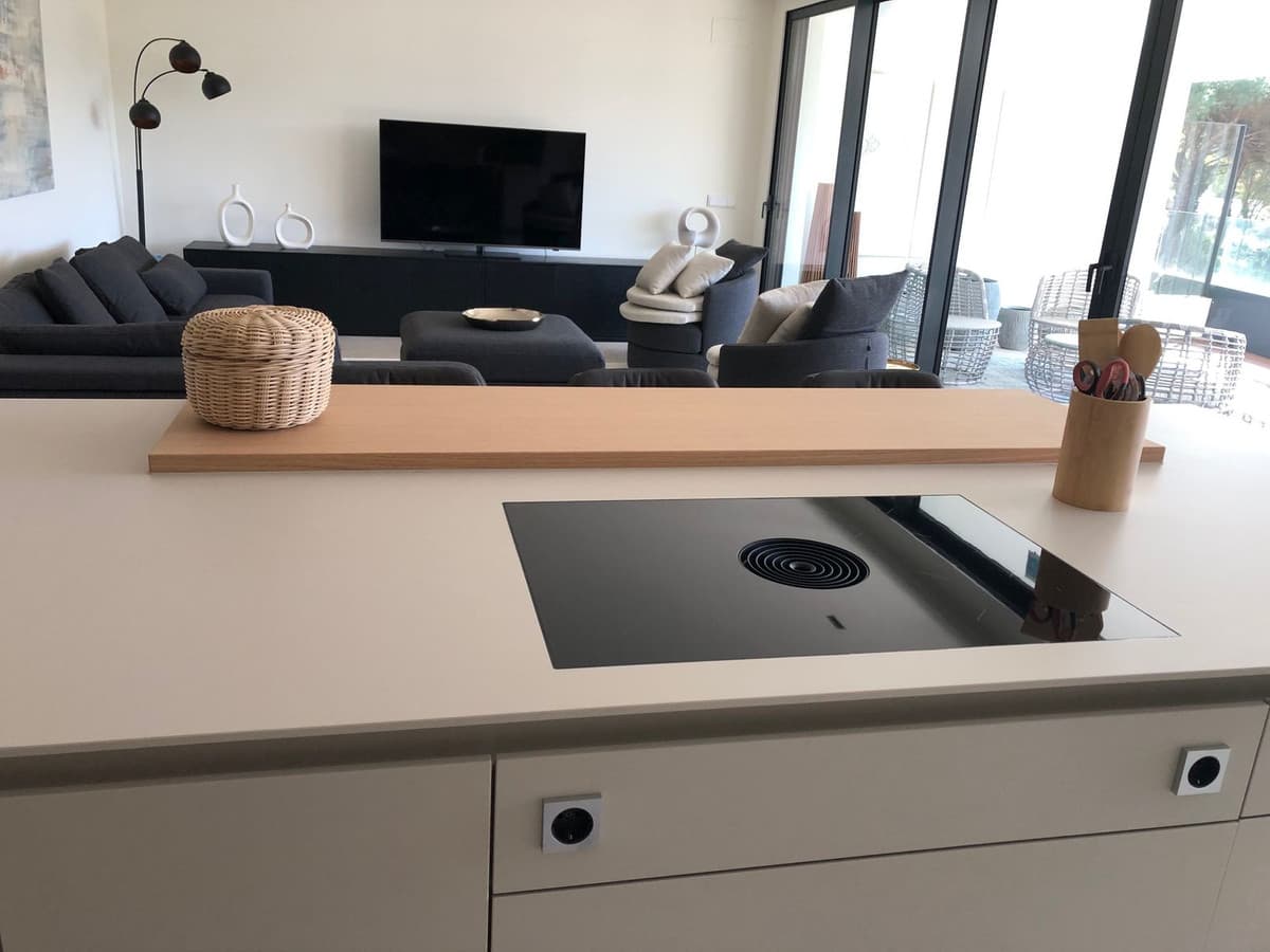 Middle Floor Apartment in Sotogrande — photo 3 of 10