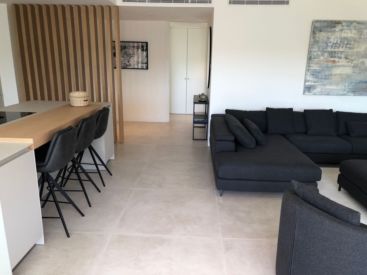 Middle Floor Apartment in Sotogrande — photo 10 of 10