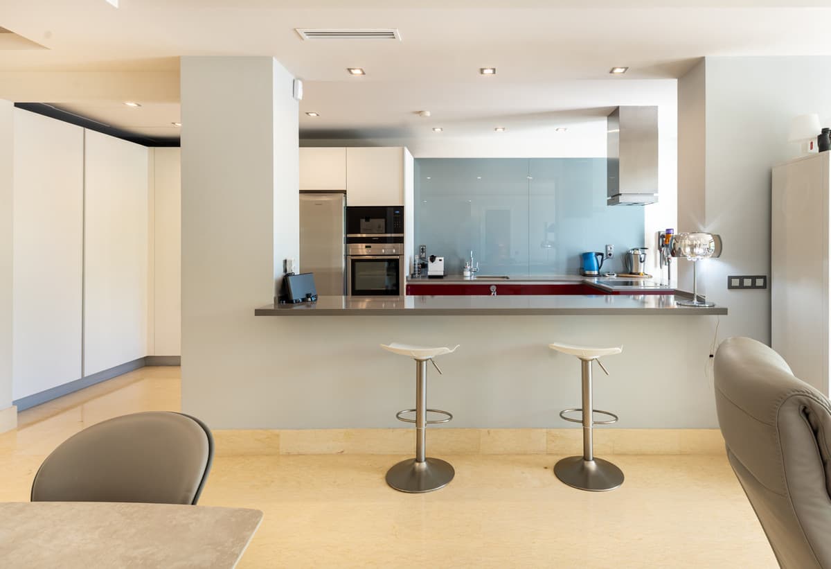 Ground Floor Apartment in Benahavís — photo 9 of 10