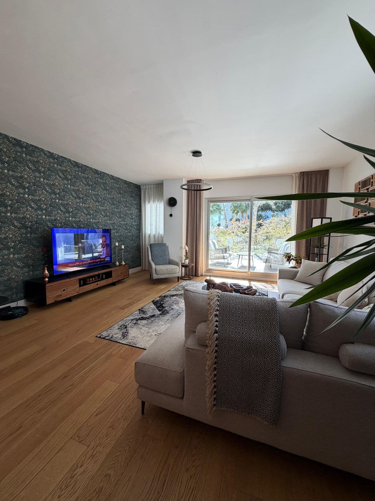 Ground Floor Apartment in Mijas Costa — photo 2 of 10