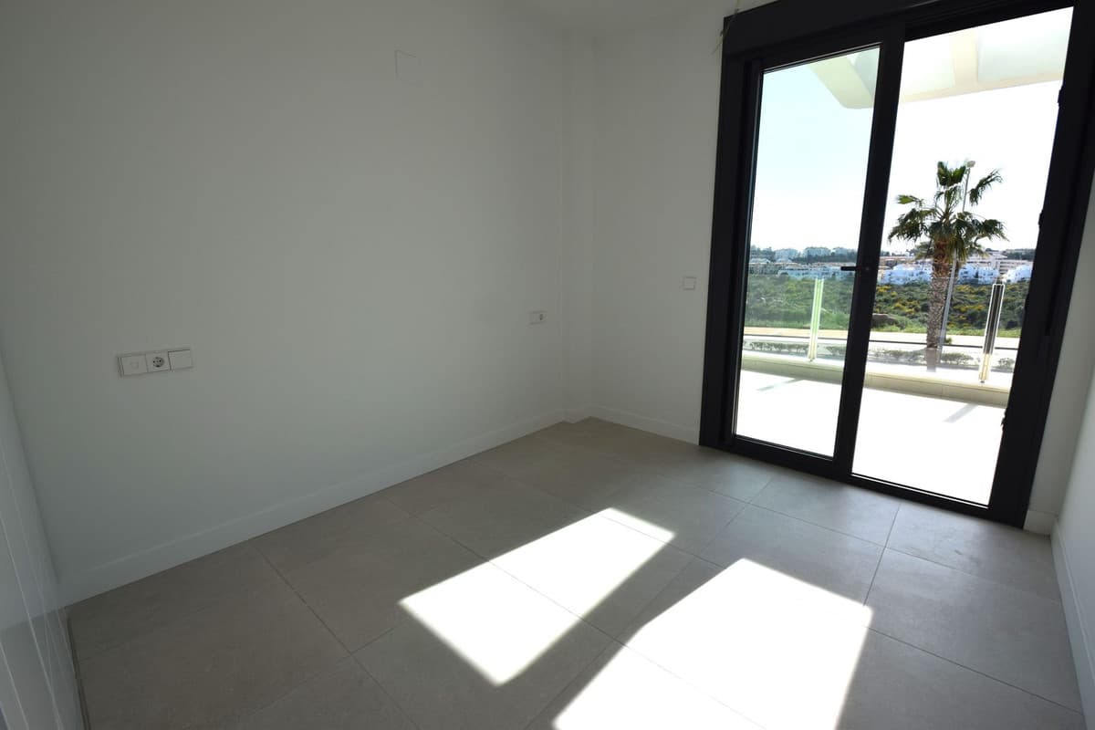 Middle Floor Apartment in La Cala de Mijas — photo 10 of 10