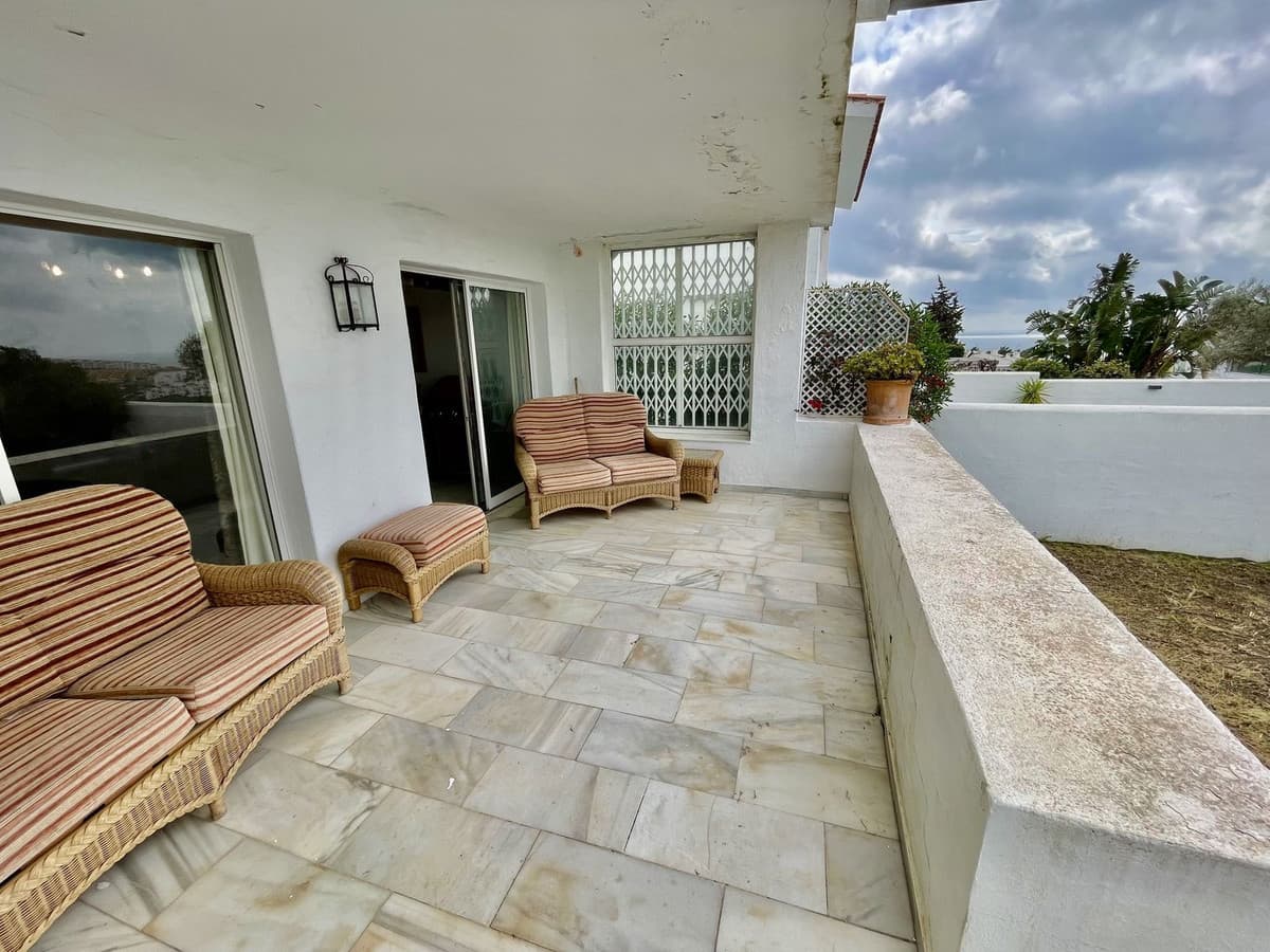 Semi-Detached House in La Duquesa — photo 10 of 10
