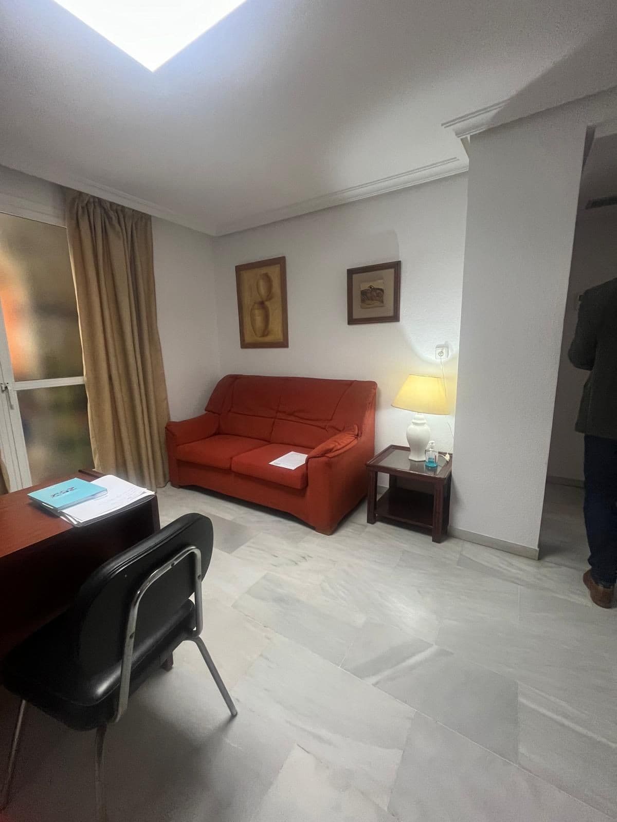 Middle Floor Apartment in Estepona — photo 4 of 8