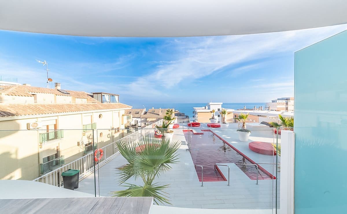 Middle Floor Apartment in Fuengirola — photo 2 of 10