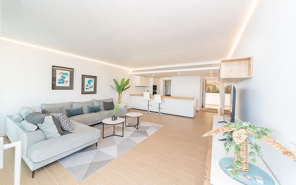 Middle Floor Apartment in Fuengirola — photo 9 of 10