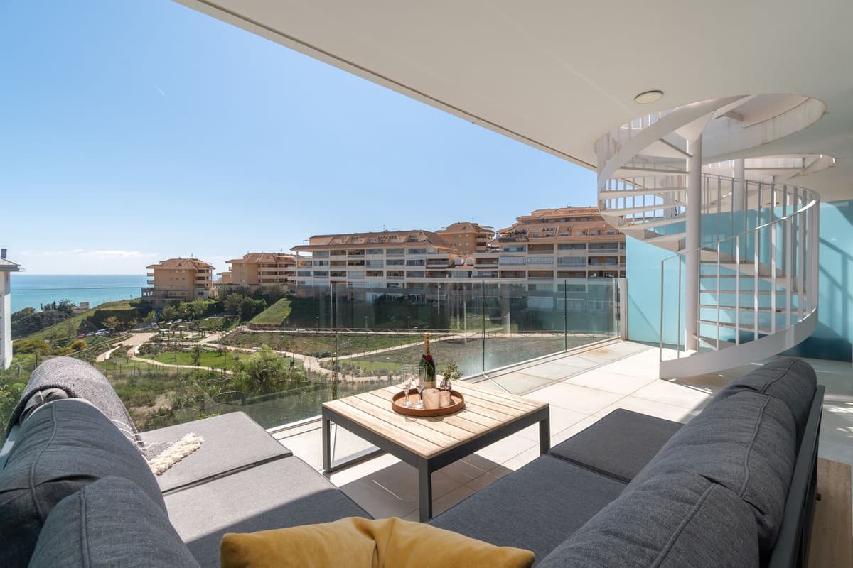 Penthouse in Fuengirola — photo 1 of 10