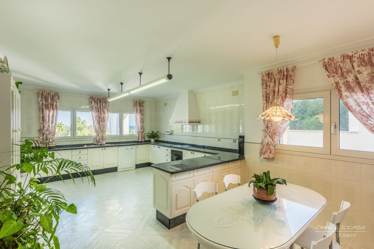 Detached Villa in Churriana — photo 7 of 10