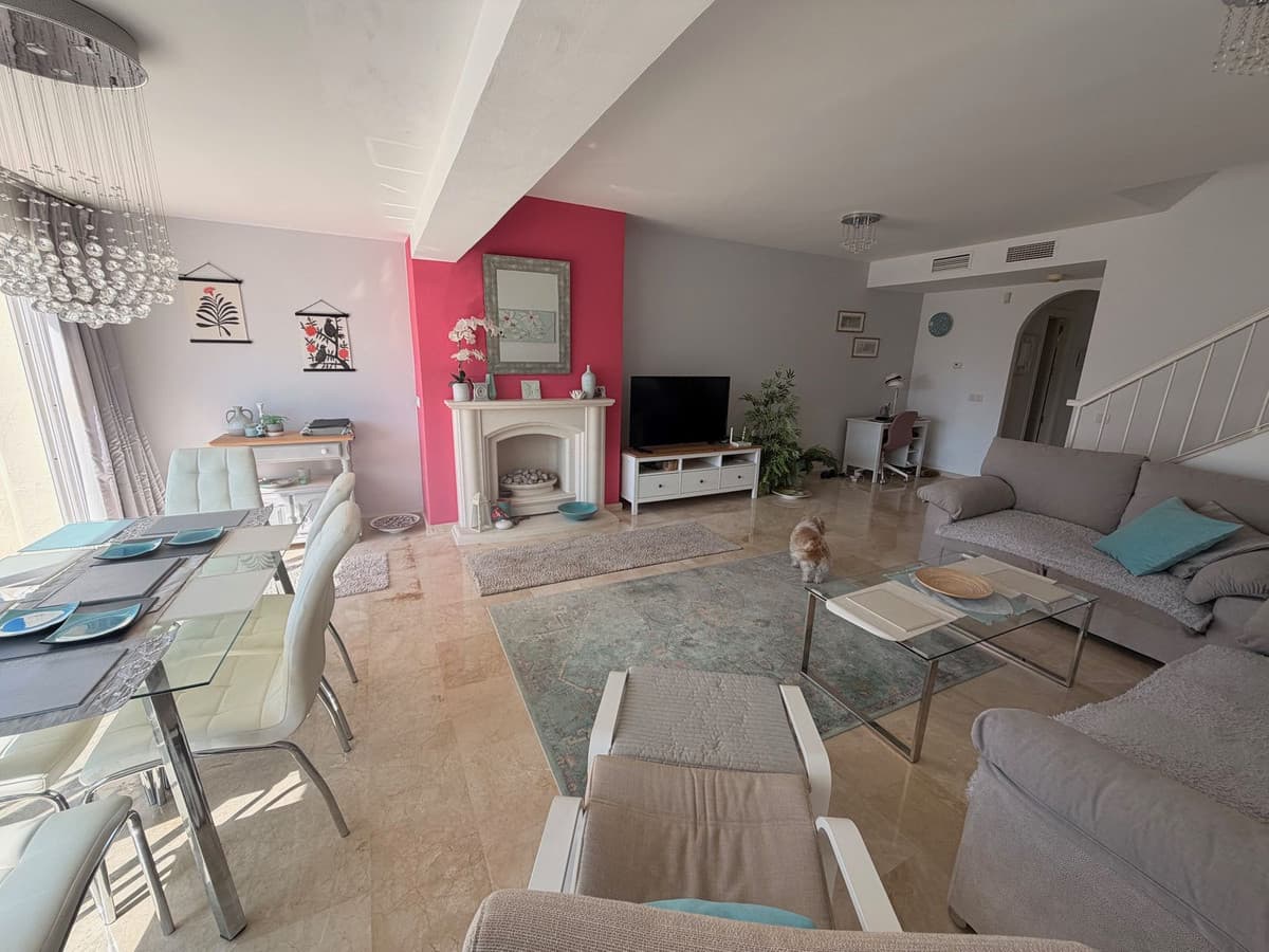 Townhouse in Calahonda — photo 8 of 10