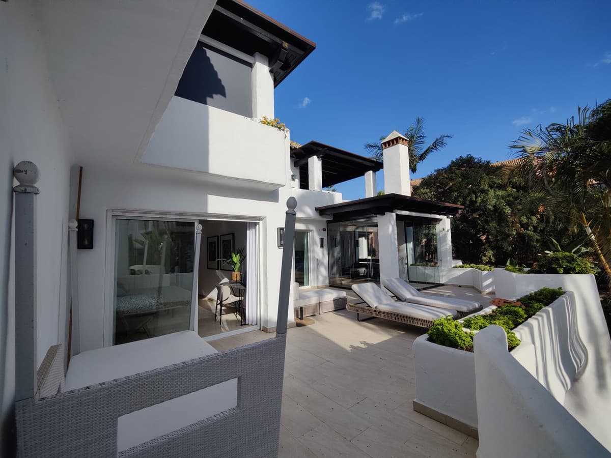 Penthouse Duplex in Puerto Banús — photo 3 of 10