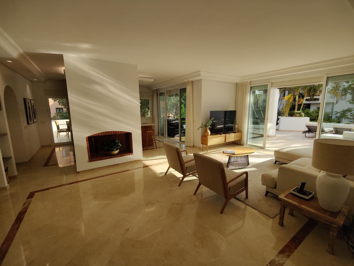 Penthouse Duplex in Puerto Banús — photo 5 of 10