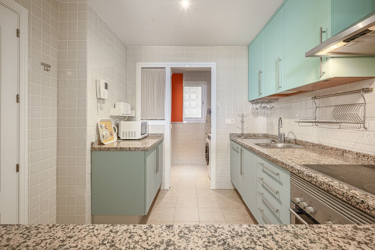 Middle Floor Apartment in La Alcaidesa — photo 9 of 10