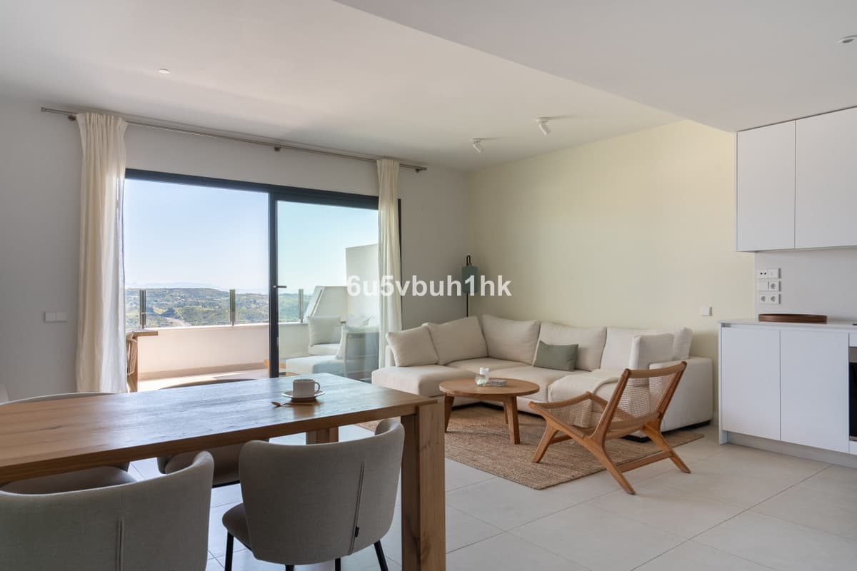 Middle Floor Apartment in Calanova Golf — photo 5 of 10