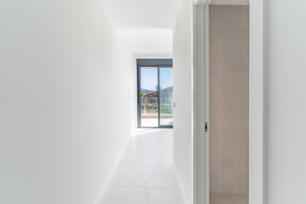Middle Floor Apartment in La Cala de Mijas — photo 10 of 10