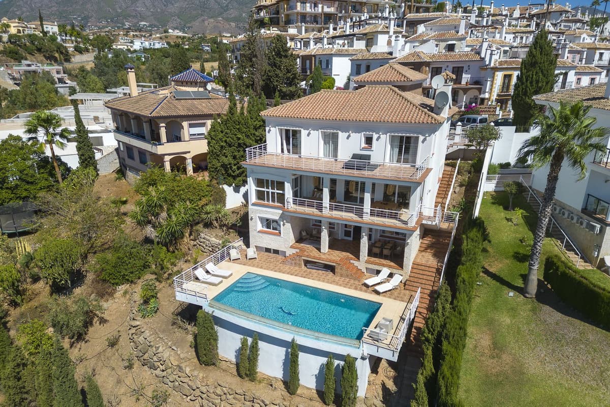 Detached Villa in Mijas — photo 3 of 10